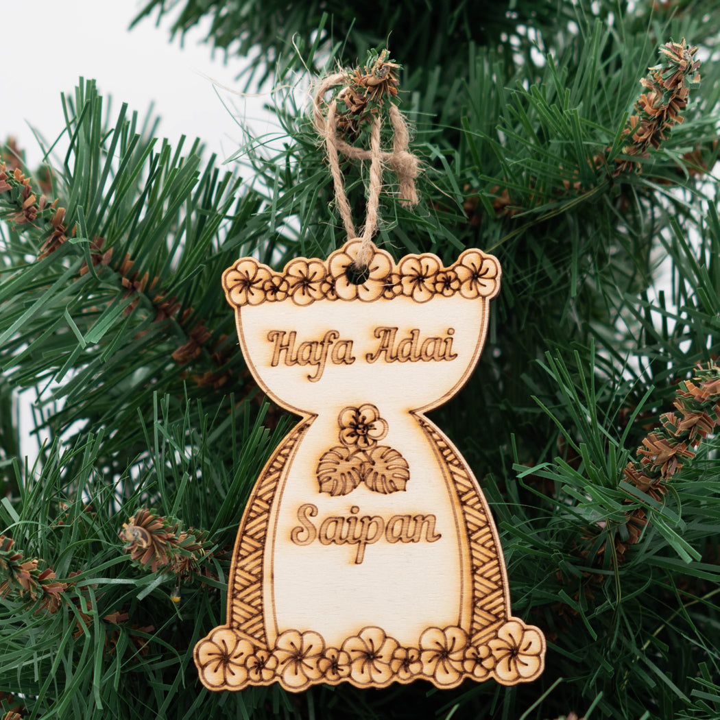 Saipan Hafa Adai Lemmai Leaves Ornament