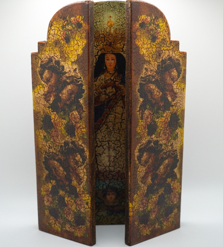 Santa Marian Kamalen - Wooden Triptych
